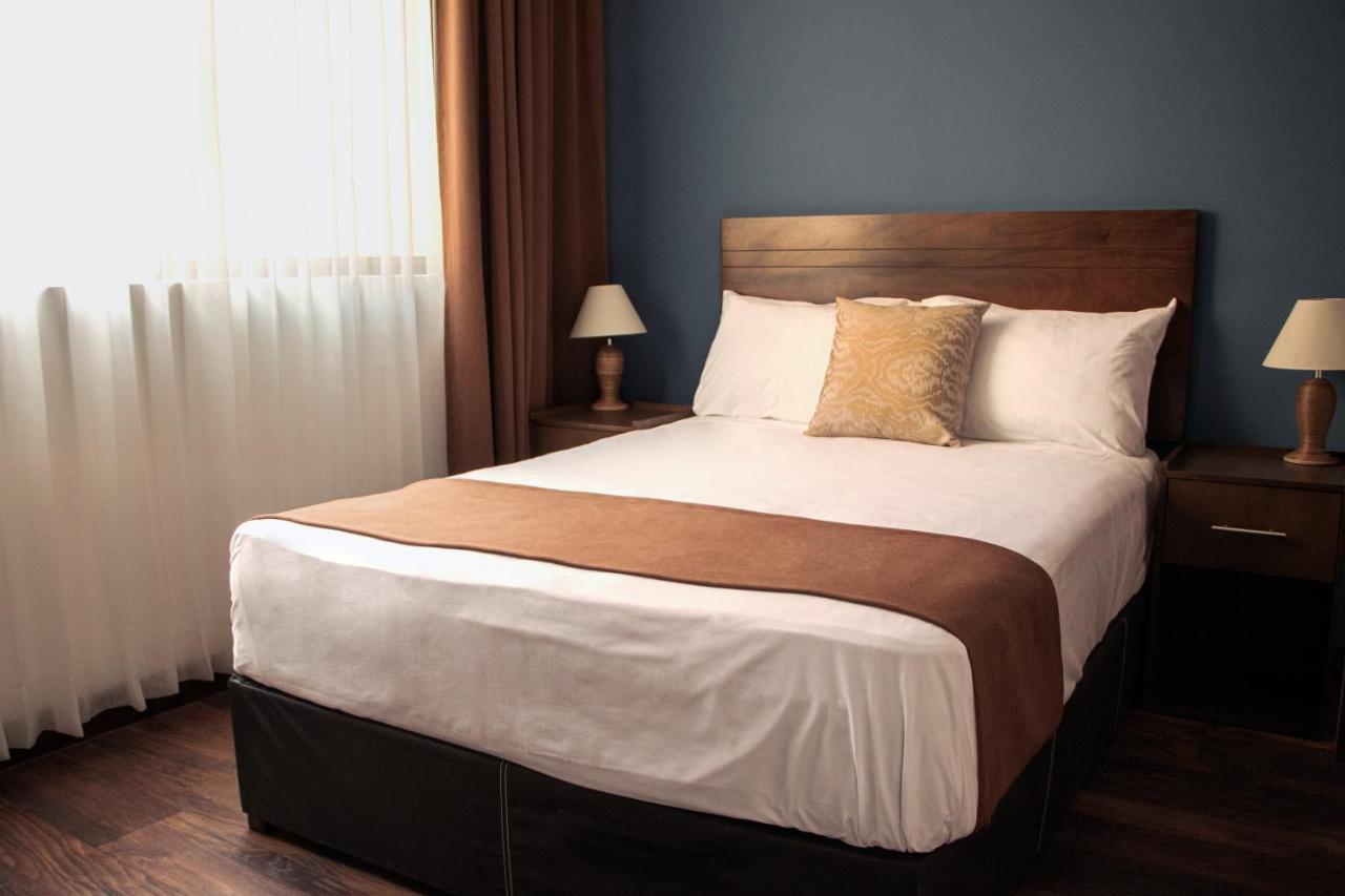 Готель Viamonte House Boutique Леон Екстер'єр фото