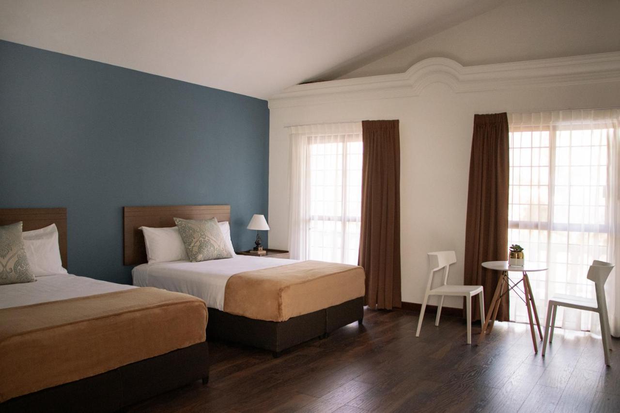Готель Viamonte House Boutique Леон Екстер'єр фото